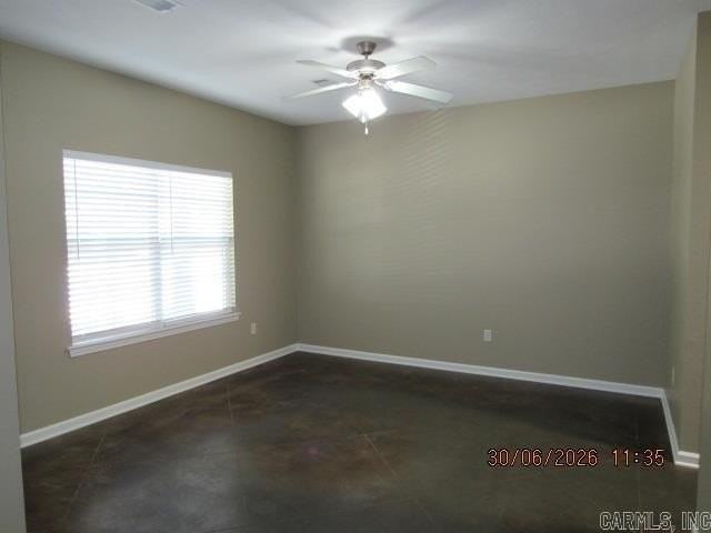 1410 Robins St - Photo 2 of 14