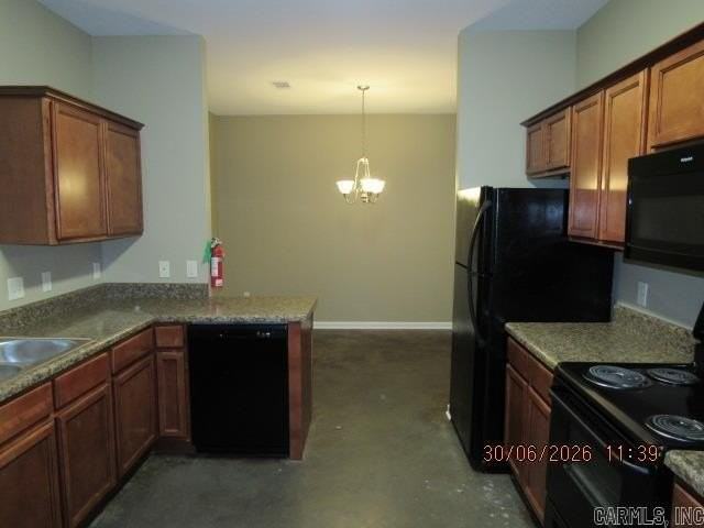 1410 Robins St - Photo 3 of 14