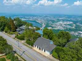 featured image of 1003 E Brow Rd
