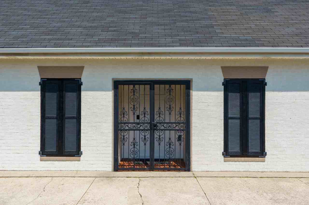 1003 E Brow Rd - Photo 6 of 40