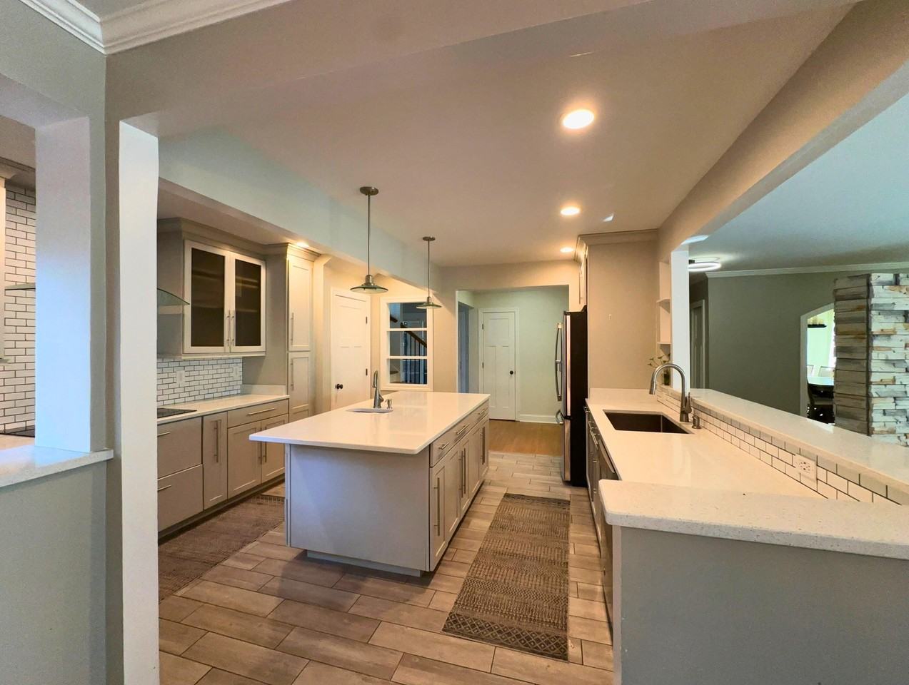 1 Fairhills Dr - Photo 7 of 17