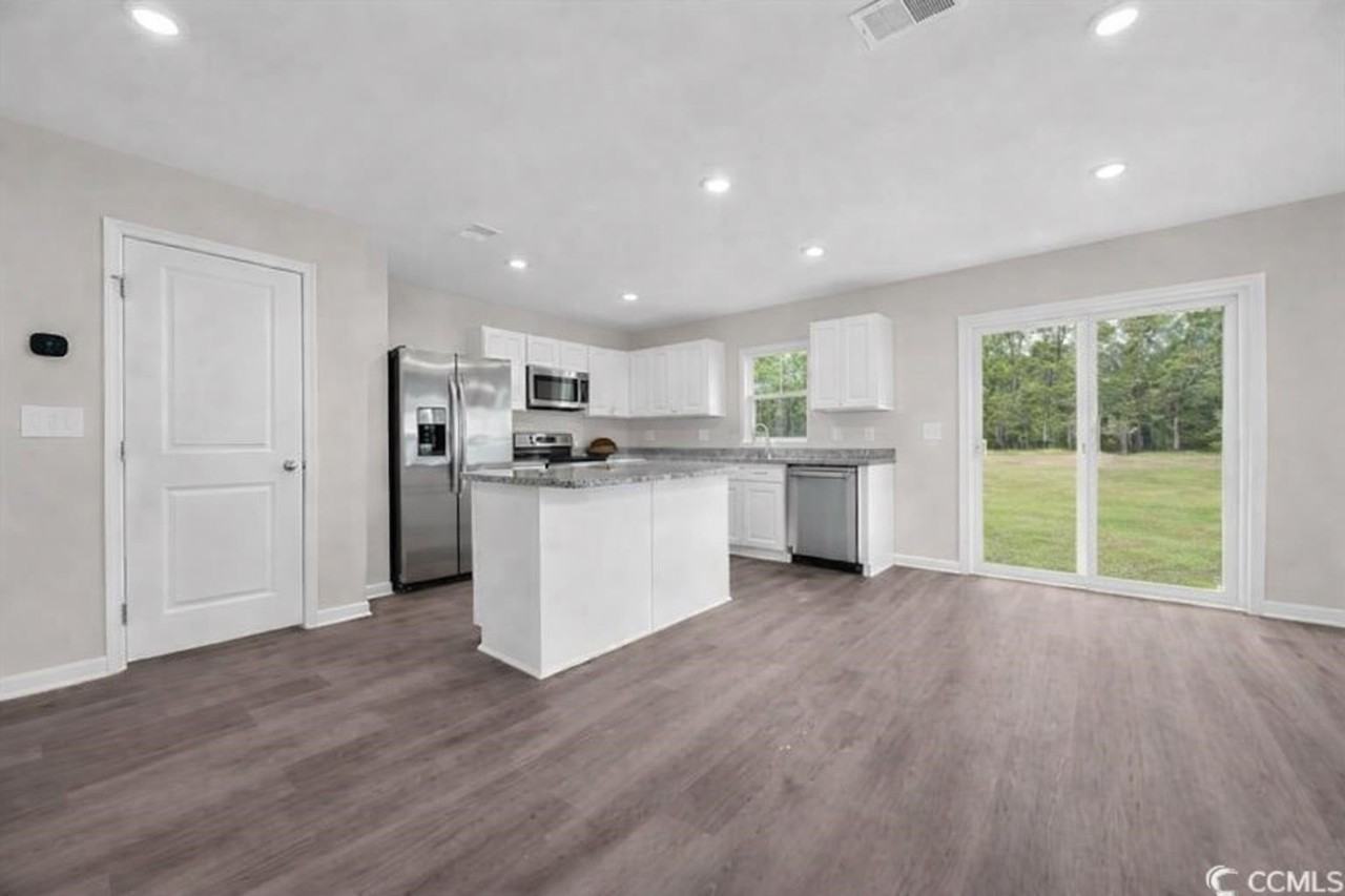 399 Myrtle Meadows Dr - Photo 6 of 20
