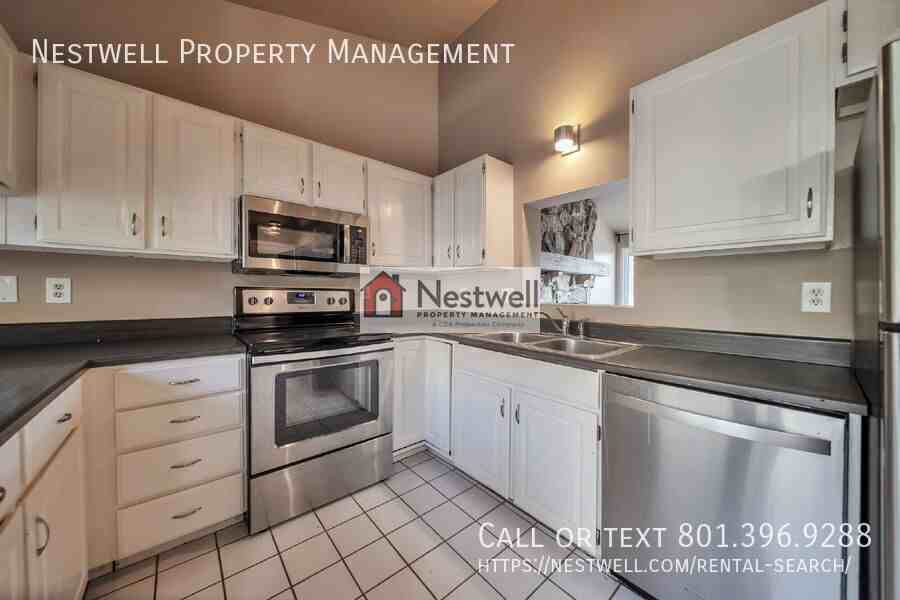 8592 S Wasatch Blvd - Photo 3 of 30
