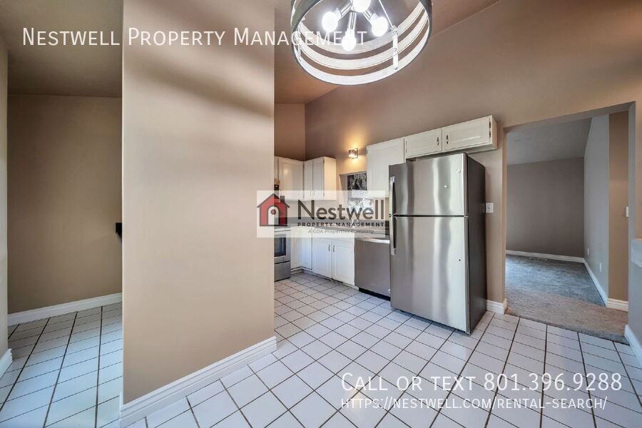 8592 S Wasatch Blvd - Photo 4 of 30