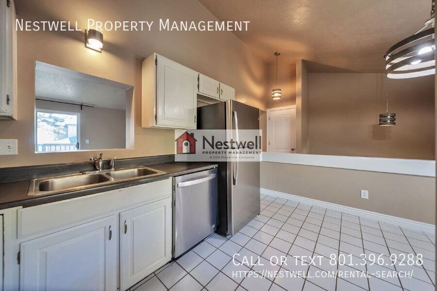 8592 S Wasatch Blvd - Photo 5 of 30