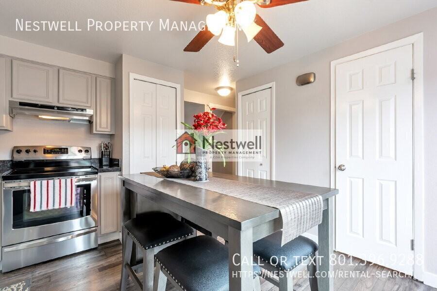 4314 S Whitby Ct - Photo 6 of 21