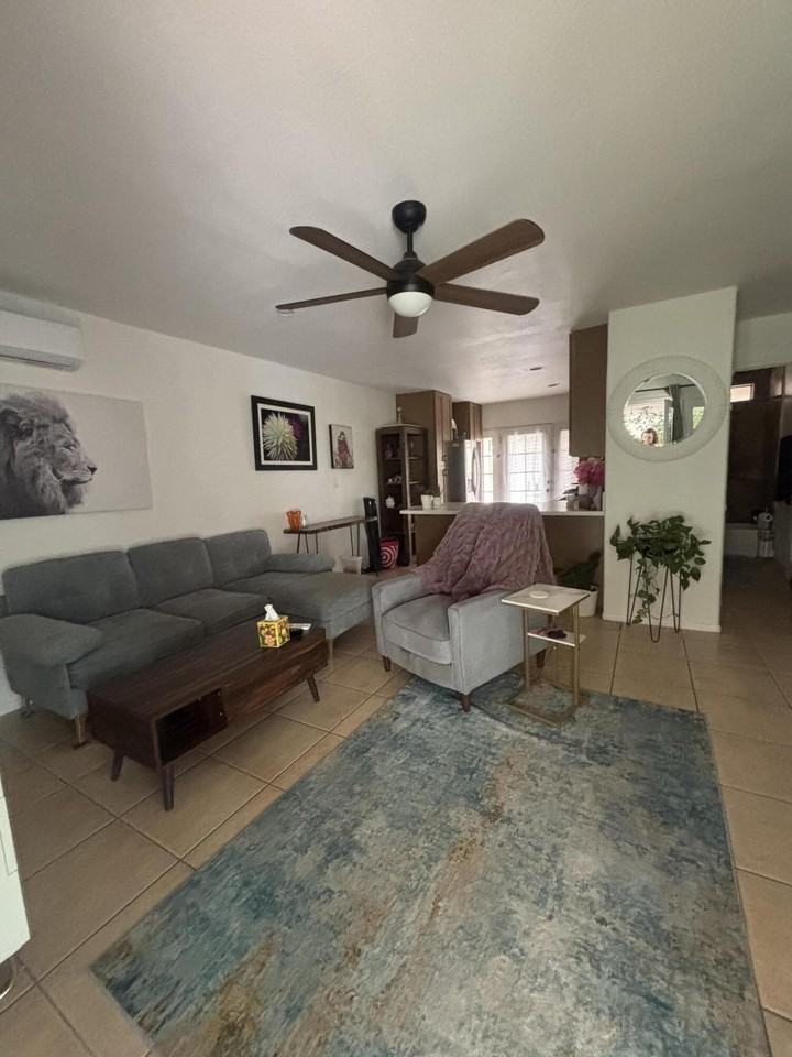 73202 Guadalupe Ave #B - Photo 3 of 5