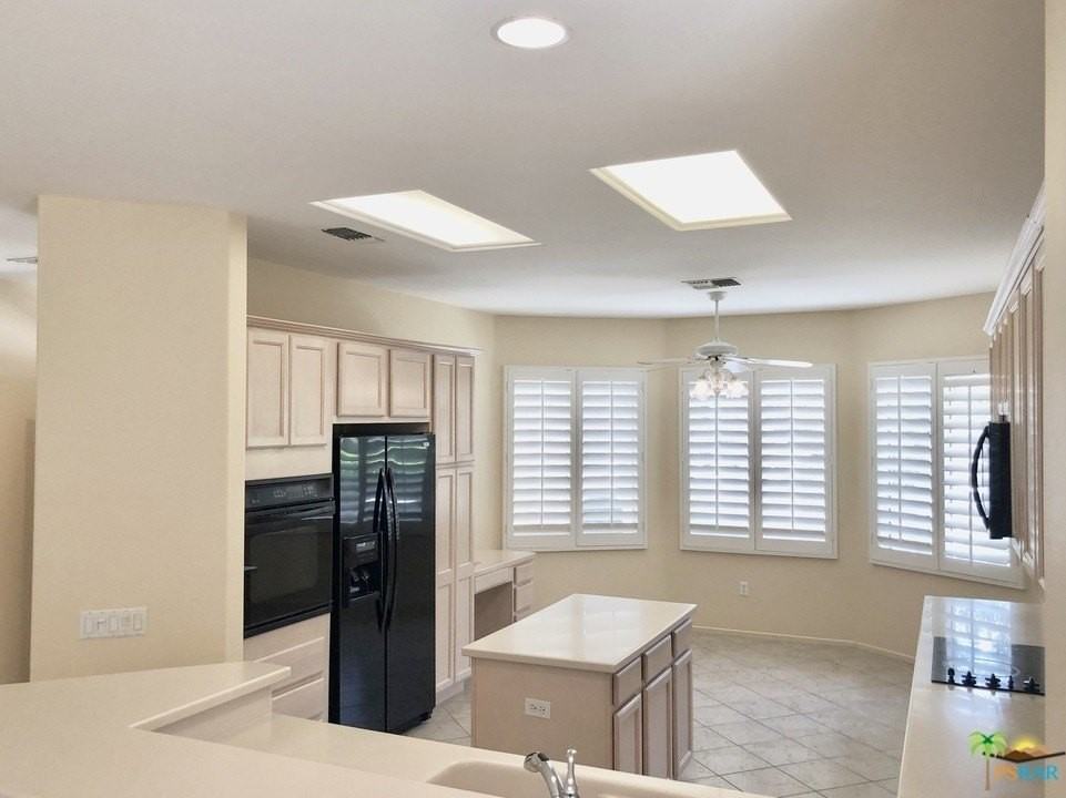 78817 Abalone Way - Photo 2 of 19