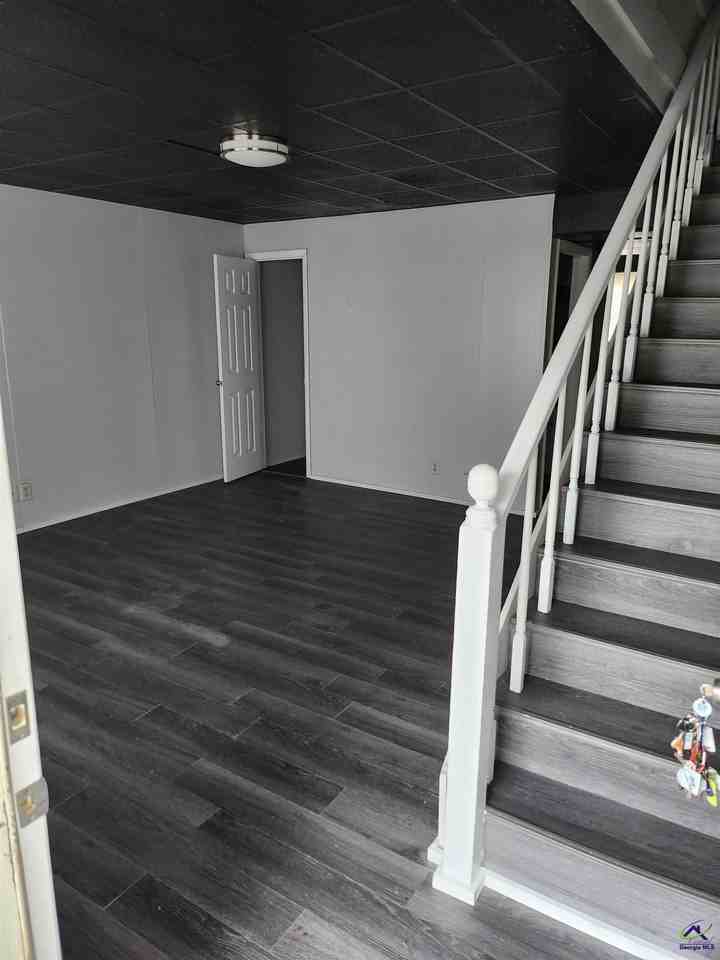 300 Carolina B9 Avenue - Photo 7 of 16