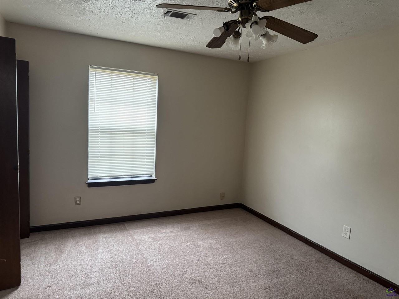 108 Renoir Ln - Photo 6 of 16