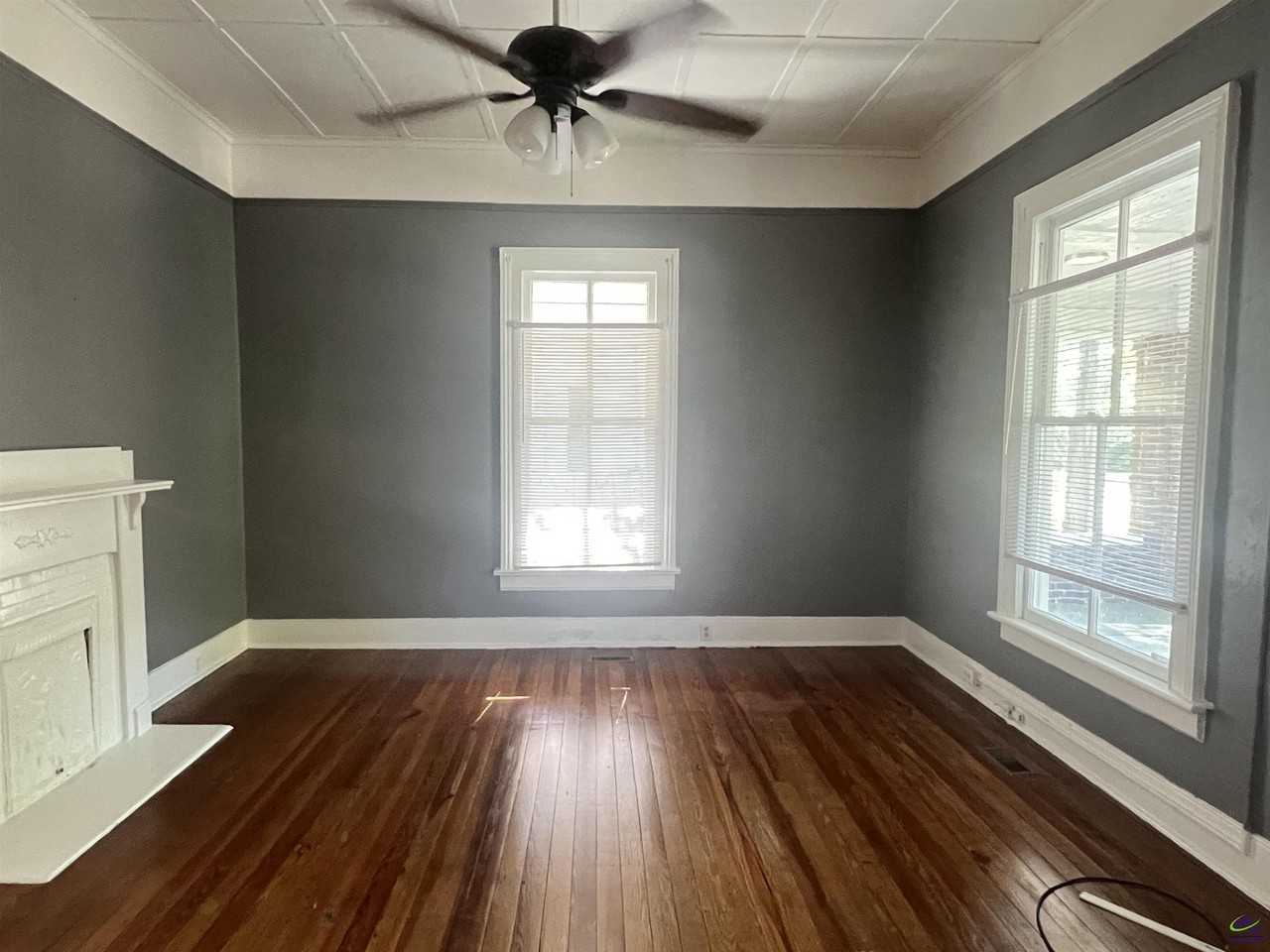 310 Central Ave - Photo 3 of 34