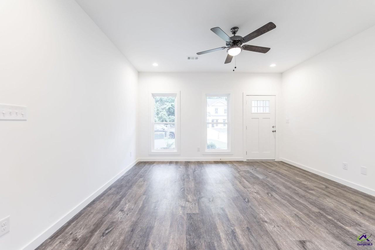 107 Leisure Pointe Cv - Photo 3 of 17