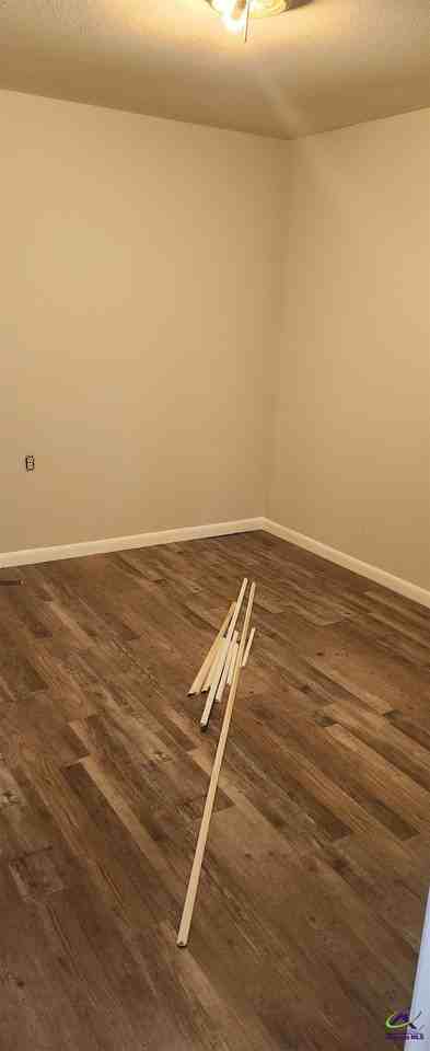 402 Curtis St Apt A - Photo 3 of 10