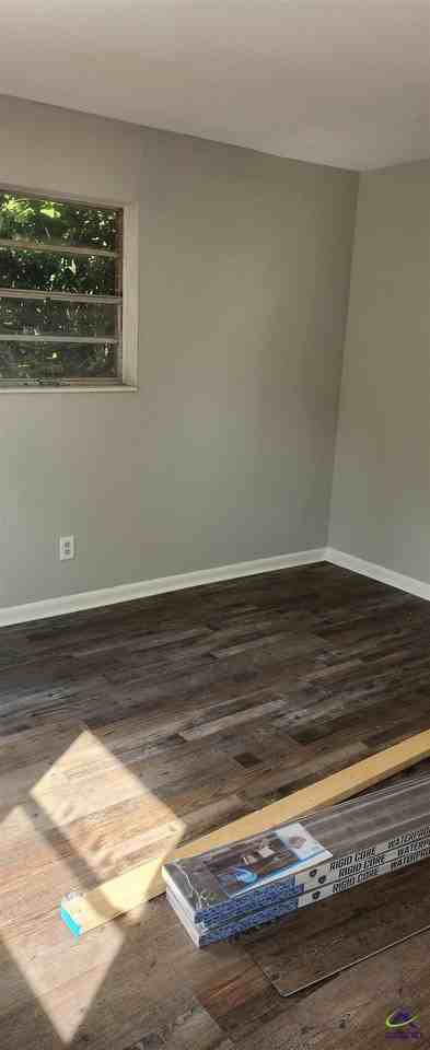 402 Curtis St Apt A - Photo 7 of 10