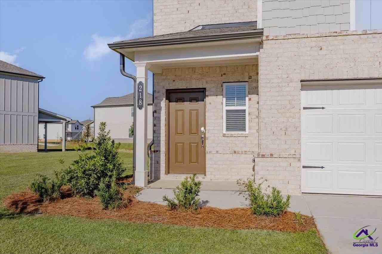 218 Hickory Ridge Trl - Photo 3 of 48