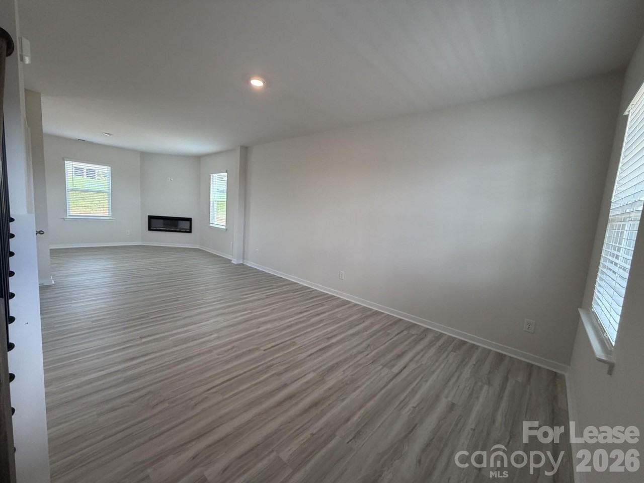 270 Mary Locke Way - Photo 6 of 19