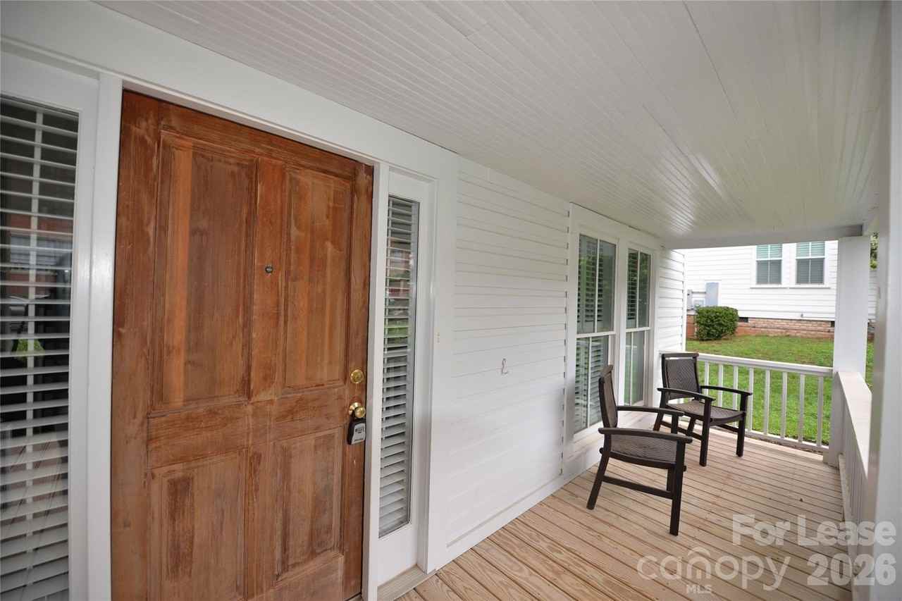 252 South St - Photo 4 of 24