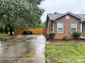 2809 Faircroft Way - Photo 1 of 1