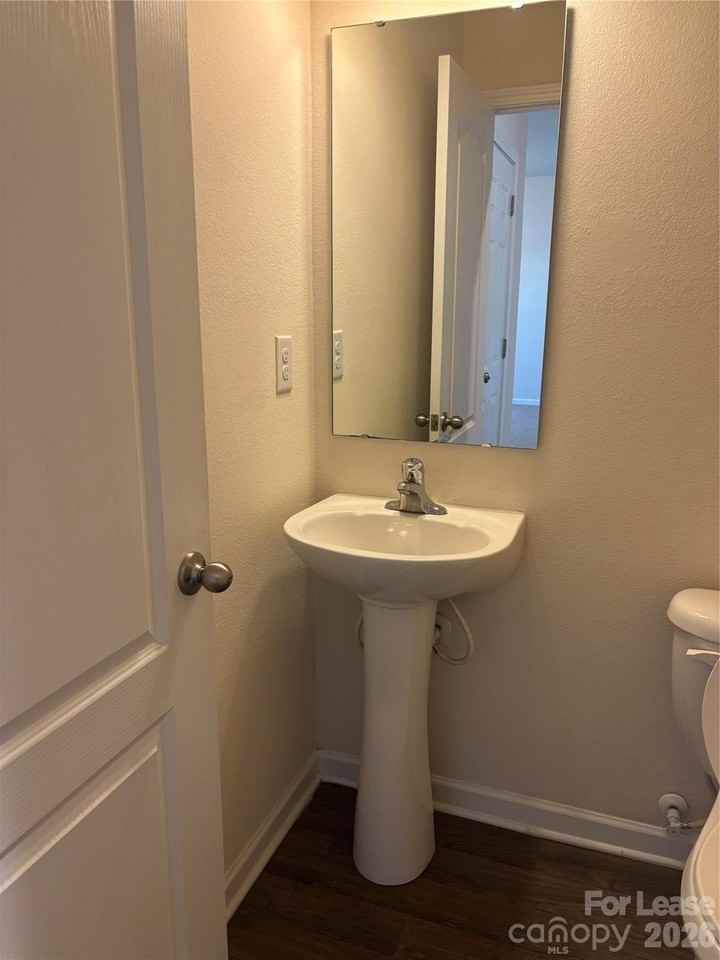 7617 Malden Park Dr - Photo 6 of 38