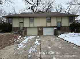 7429 Englewood Ln - Photo 1 of 1