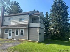 featured image of 2617R Bedford St