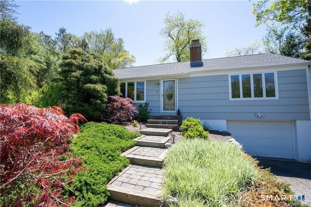 34 Crescent Rd - Photo 2 of 27