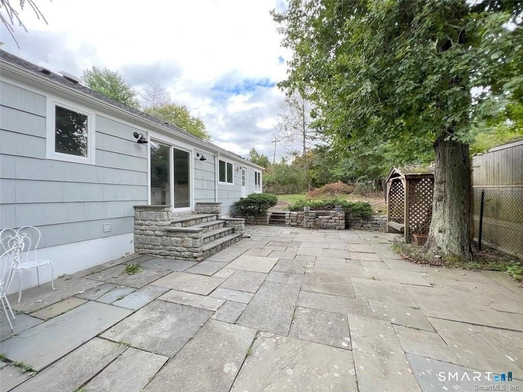 34 Crescent Rd - Photo 3 of 27