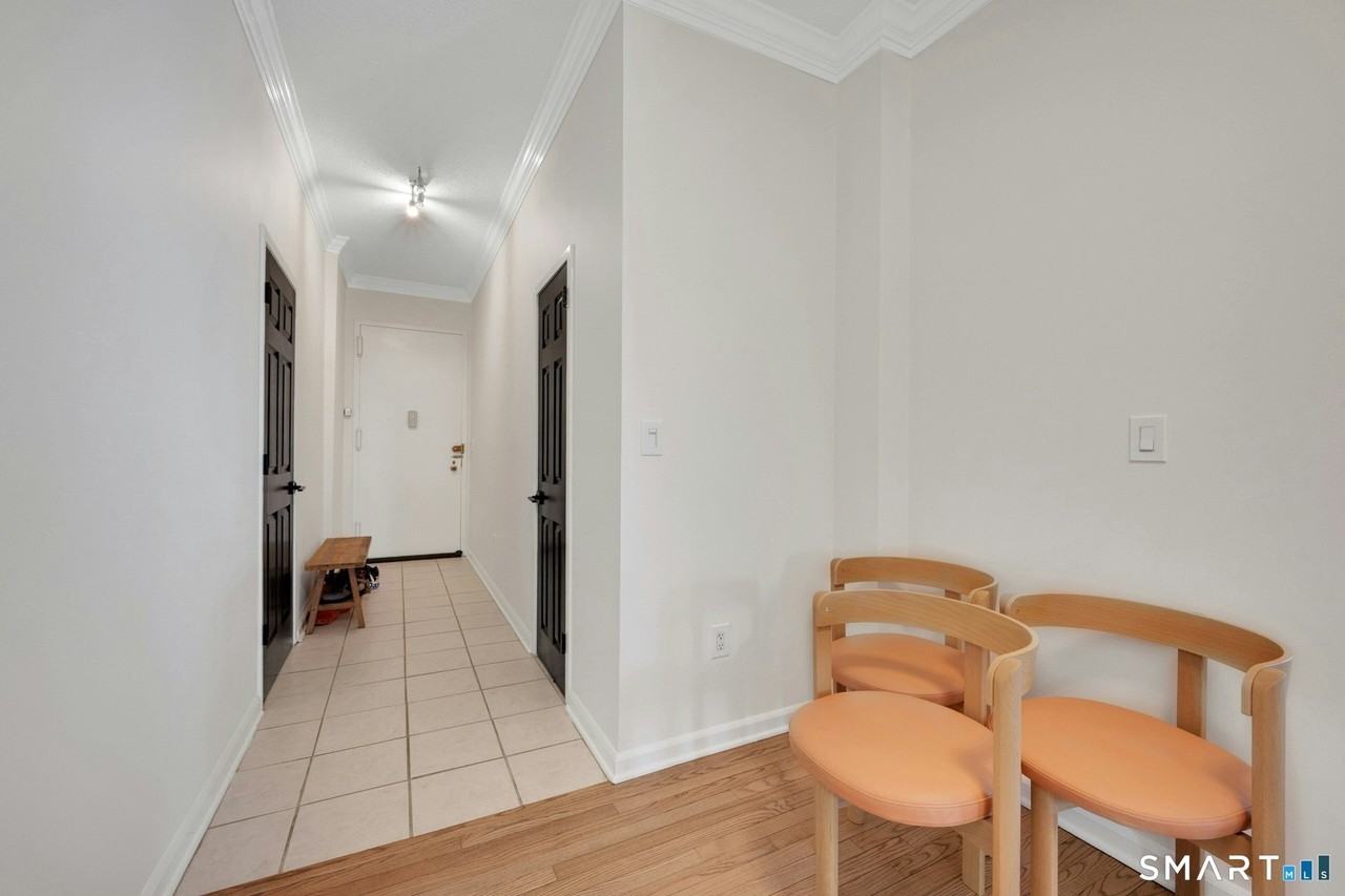 44 Strawberry Hill Ave #12F - Photo 2 of 21