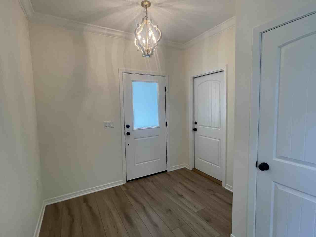 1578 Hickory St - Photo 6 of 21