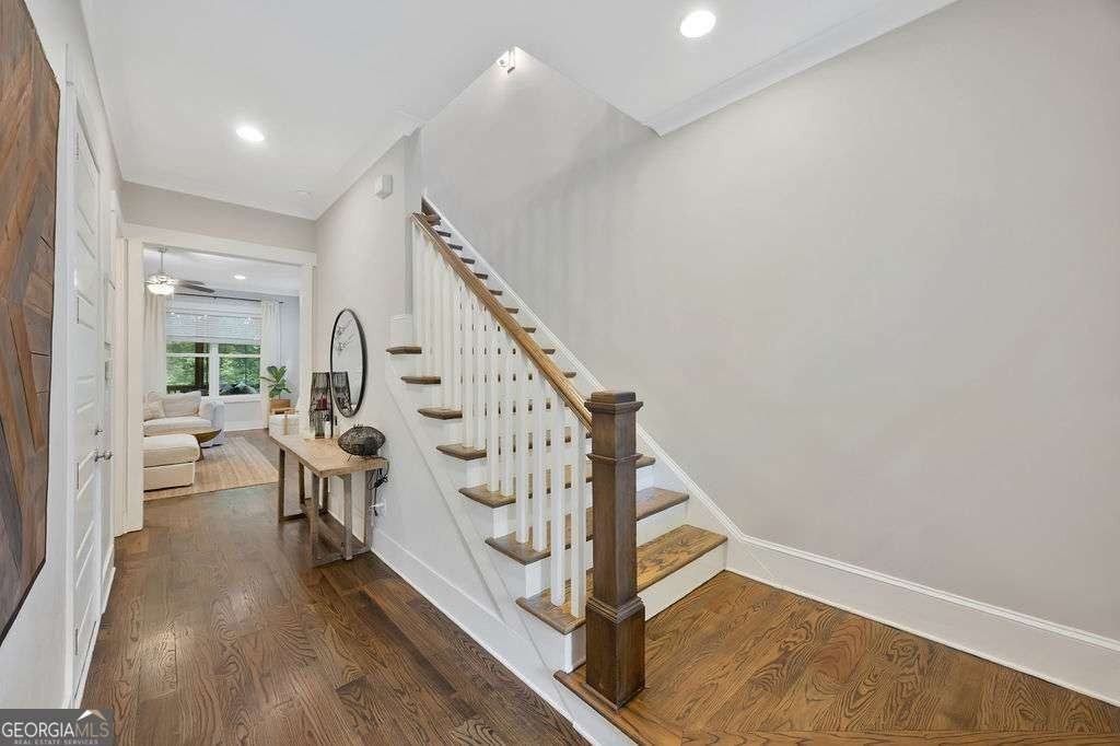 2230 Main St Nw - Photo 4 of 43