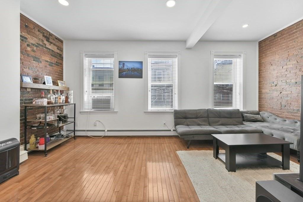 168 F St - Photo 5 of 12