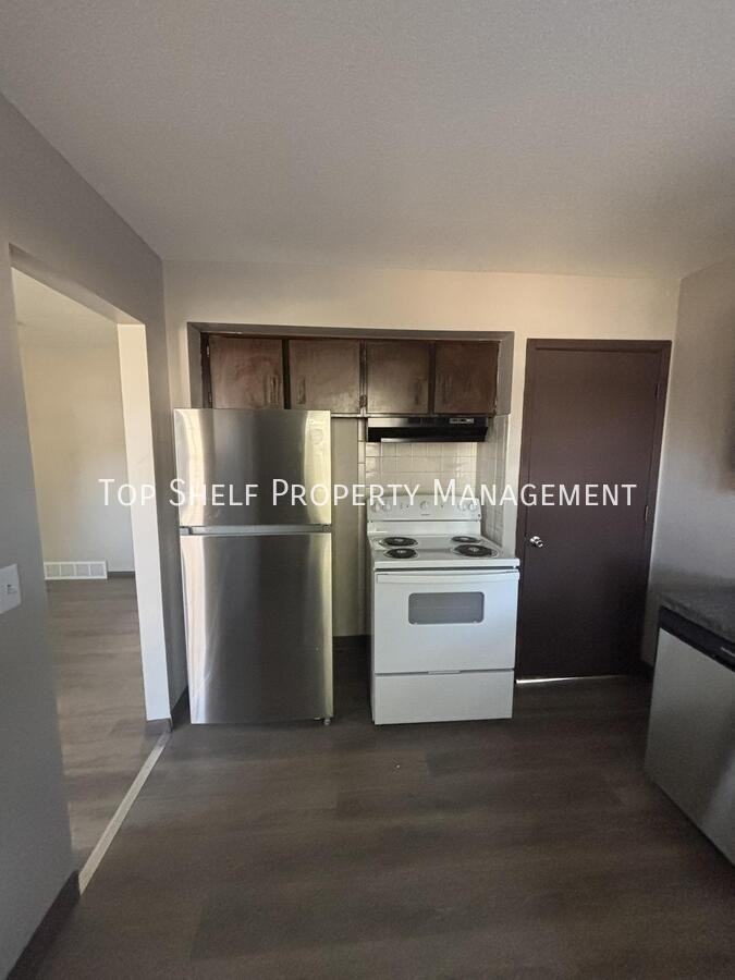 4317 67th St - Photo 5 of 13