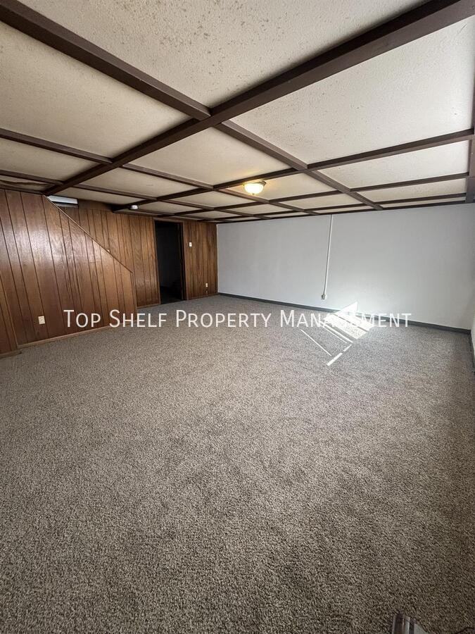 4317 67th St - Photo 7 of 13