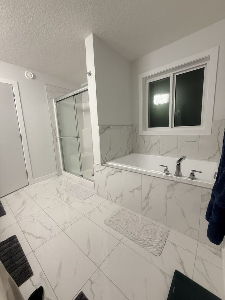 331 Roberts Wynd - Photo 2 of 50