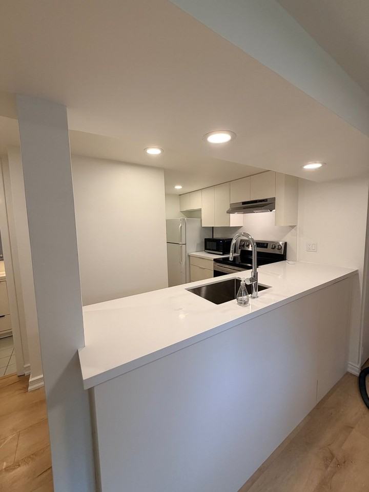 510 Euclid Ave - Photo 5 of 12