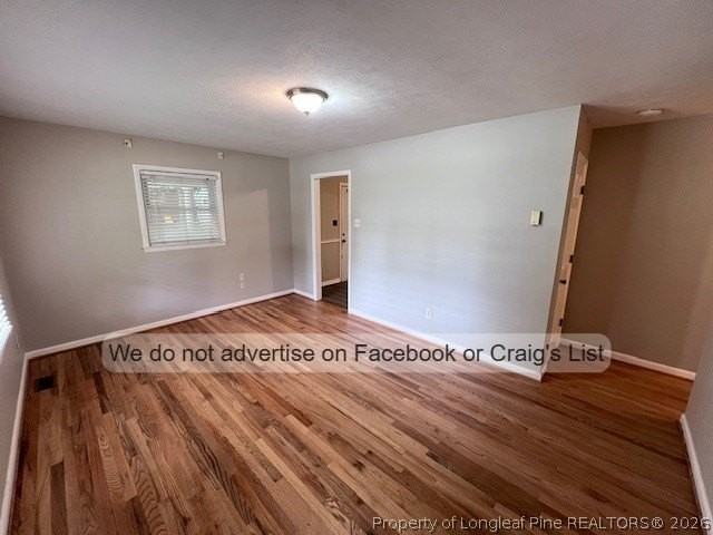 219 Ingleside Dr - Photo 2 of 14