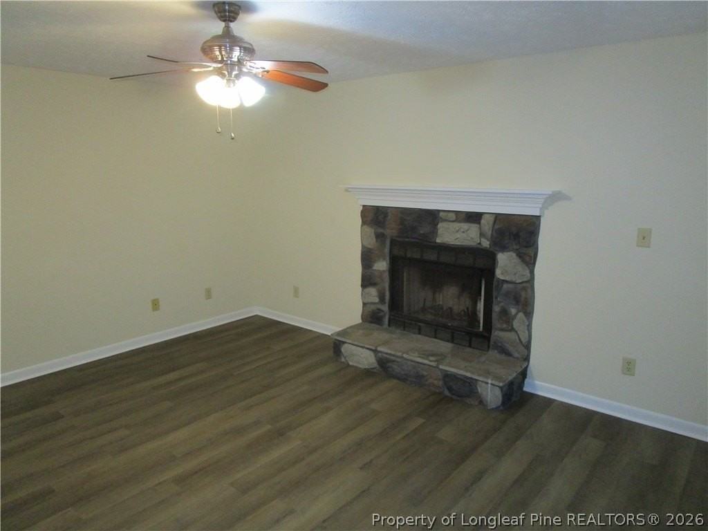 2122 Constitution Dr - Photo 5 of 20