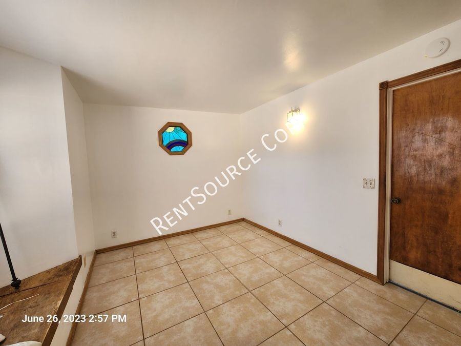 4842 W Avenue M4 - Photo 5 of 24