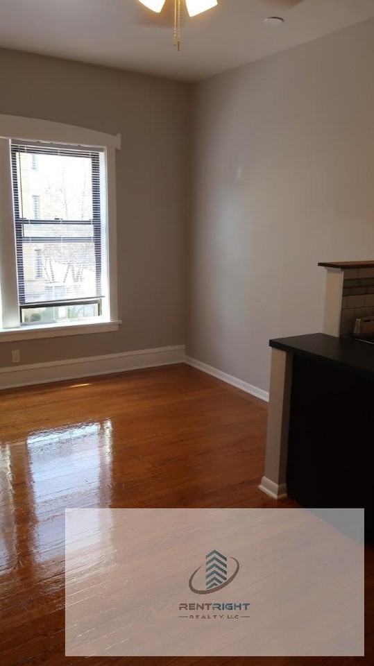 755 W Buena Ave #206 - Photo 7 of 11