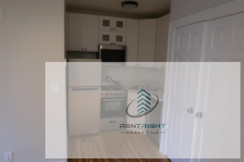 4526 N Sheridan Rd #506 - Photo 3 of 20