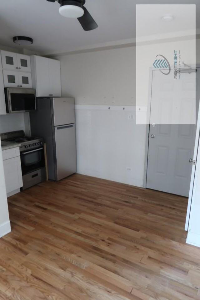 4526 N Sheridan Rd #518 - Photo 3 of 15