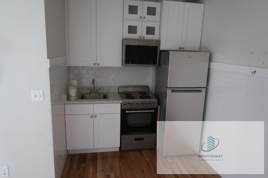 4526 N Sheridan Rd #518 - Photo 7 of 15