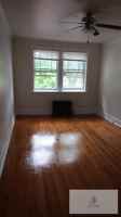 featured image of 4650 N Elston Ave