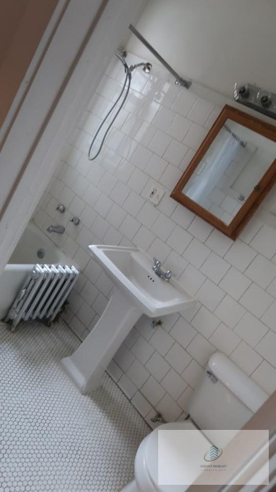 4915 W Belle Plaine Ave #4915-210 - Photo 7 of 8