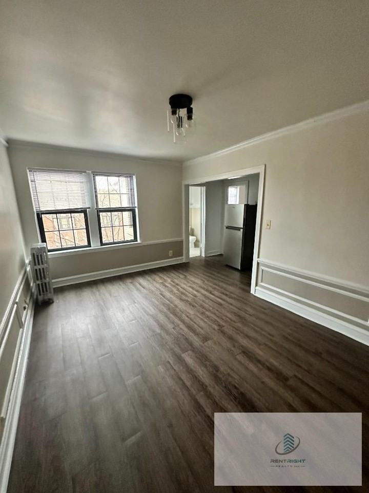 5301 N Ashland Ave #305 - Photo 6 of 12