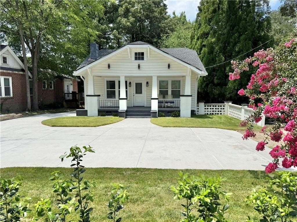 2194 Bolton Rd Nw - Photo 2 of 34