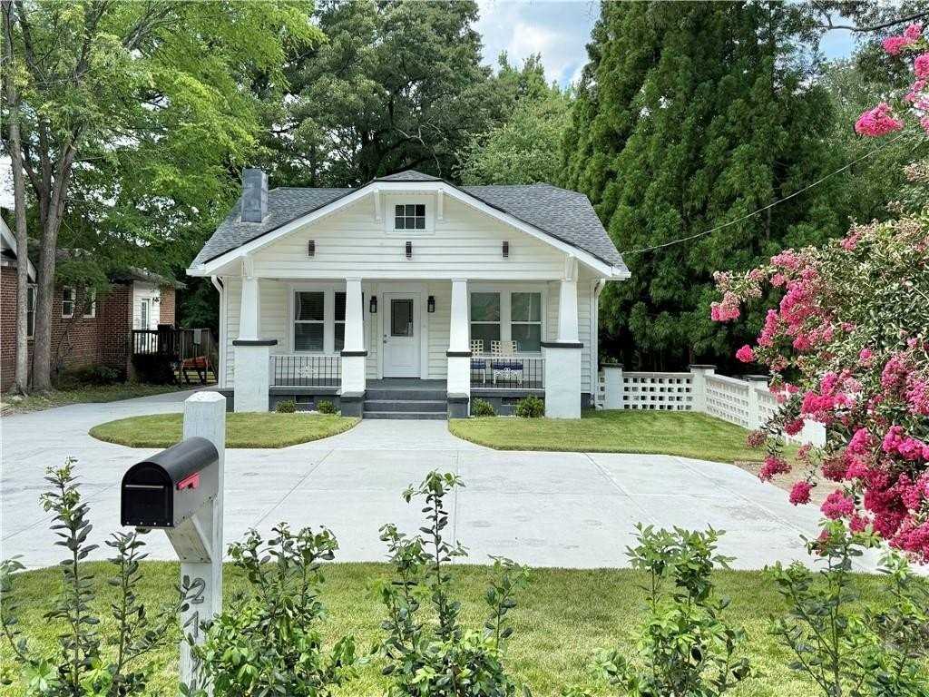 2194 Bolton Rd Nw - Photo 6 of 34