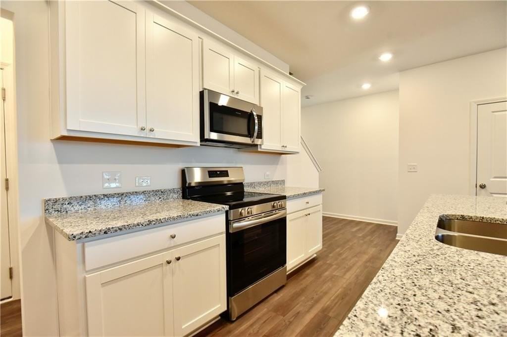 140 Star Ct - Photo 4 of 15