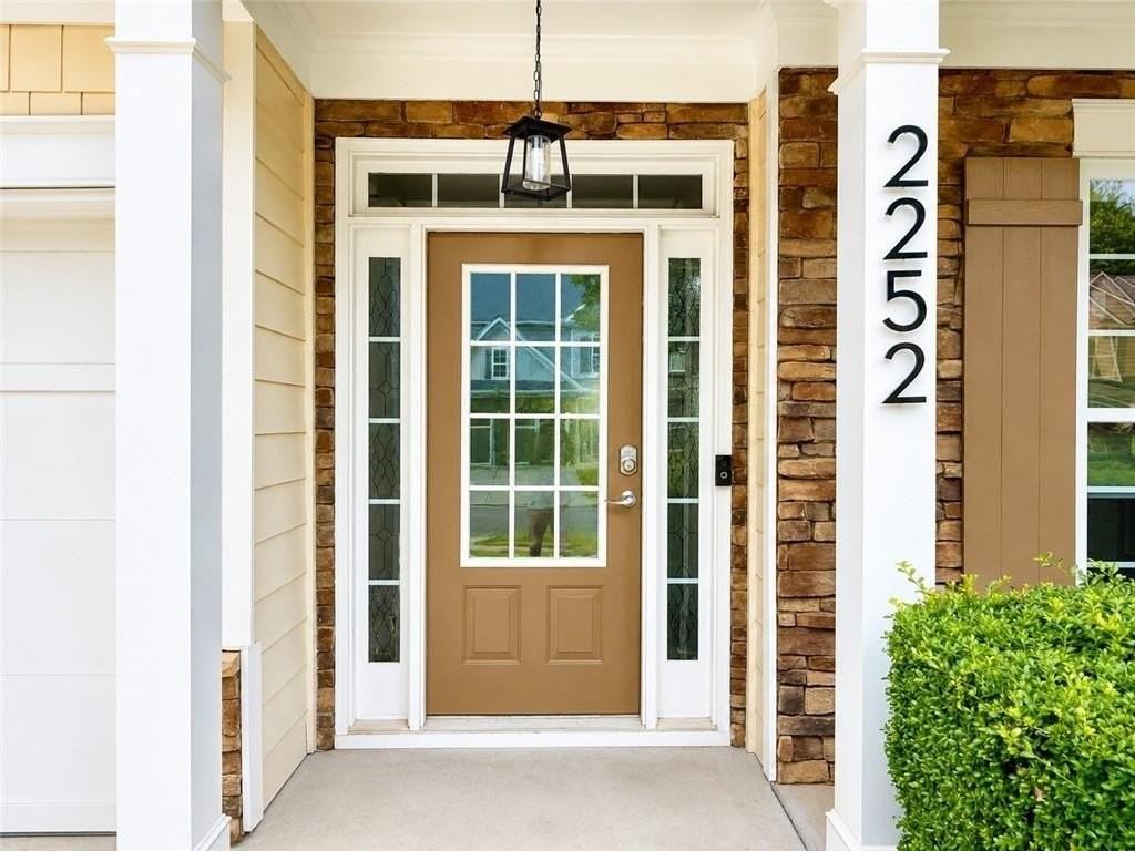 2252 Jasmine Glen Dr - Photo 2 of 20