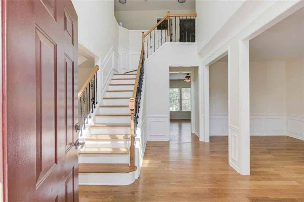5135 Amberden Hall Dr - Photo 7 of 39